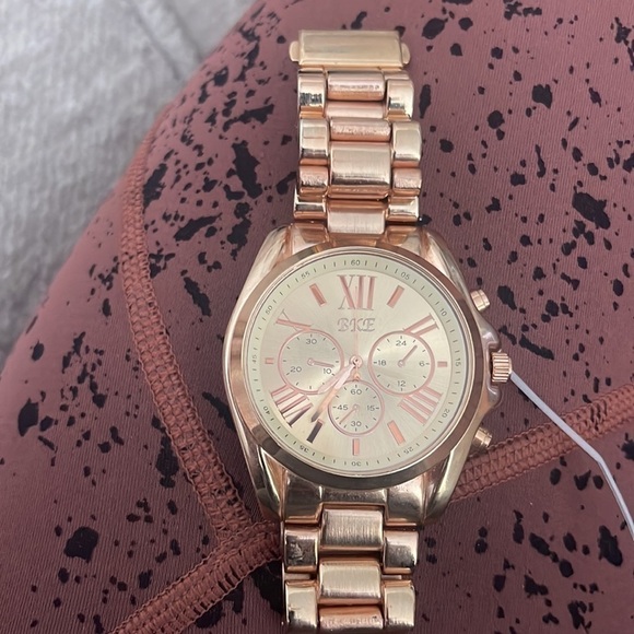 Round Dial Watch
BKE - Picture 6 of 6